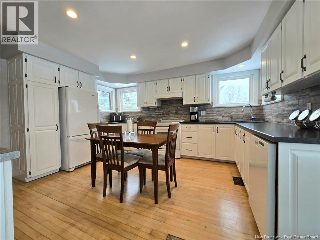 4276 Blvd Des Fondateurs, Saint-Isidore, New Brunswick  E8M 1G8 - Photo 5 - NB136342