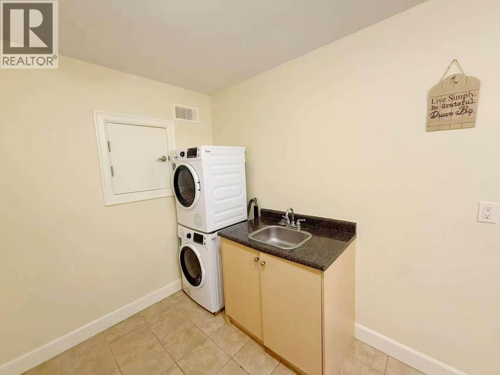Basement 7994 Elwell Street, Burnaby, British Columbia  V5E 1M4 - Photo 14 - R3124577