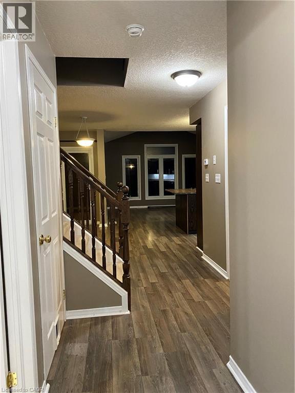 541 Wild Iris Avenue, Waterloo, Ontario  N2V 2W4 - Photo 2 - 40830743