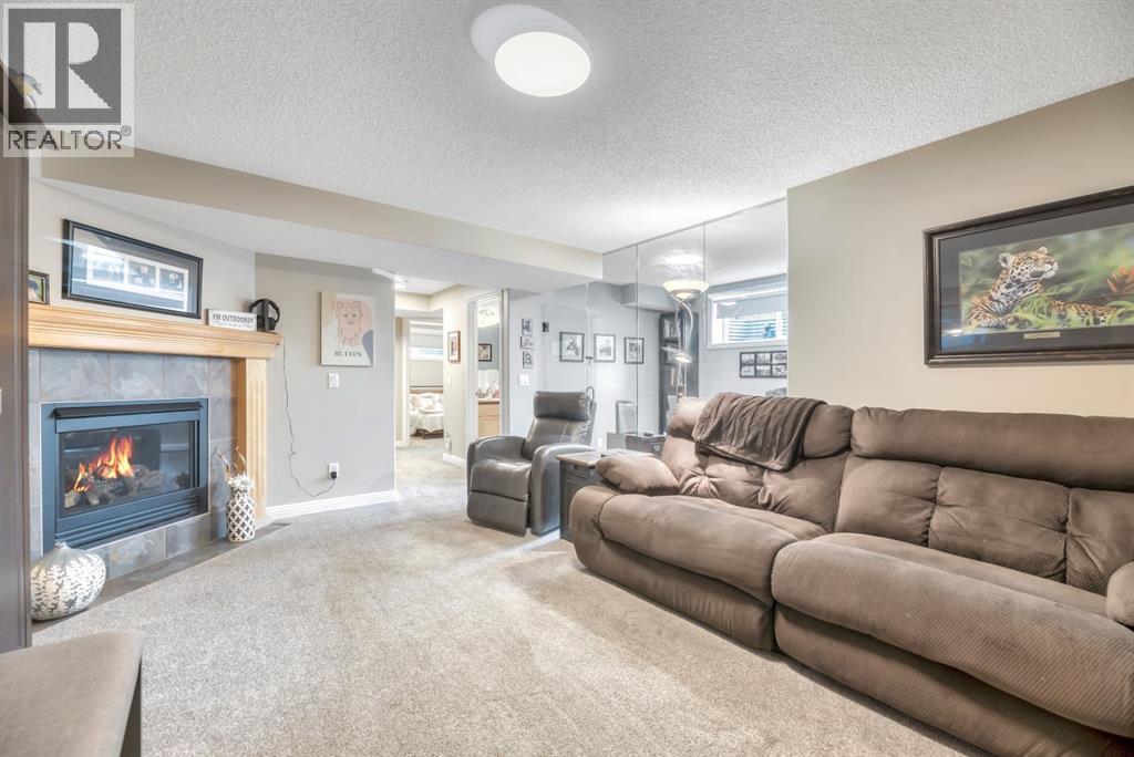 250 Prestwick Close SE, Calgary, Alberta  T2Z 4Y4 - Photo 31 - A2311753