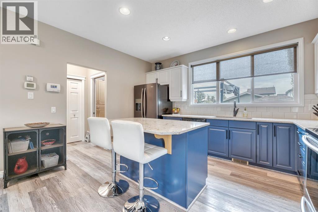 250 Prestwick Close SE, Calgary, Alberta  T2Z 4Y4 - Photo 15 - A2311753