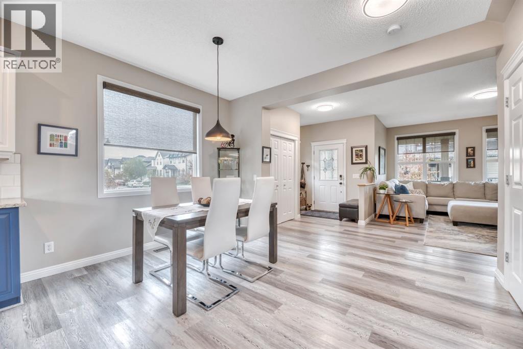 250 Prestwick Close SE, Calgary, Alberta  T2Z 4Y4 - Photo 12 - A2311753