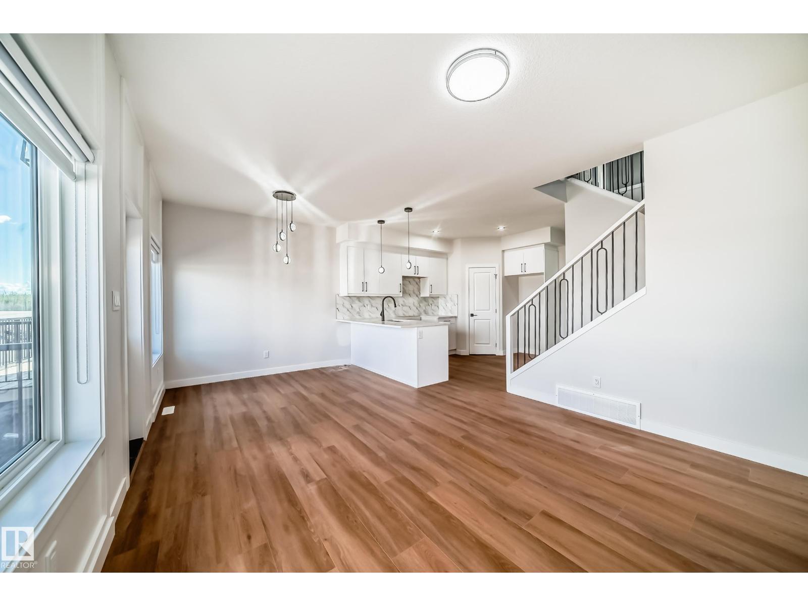 93 Patriot Wy, Spruce Grove, Alberta  T7X 4E8 - Photo 6 - E4488653