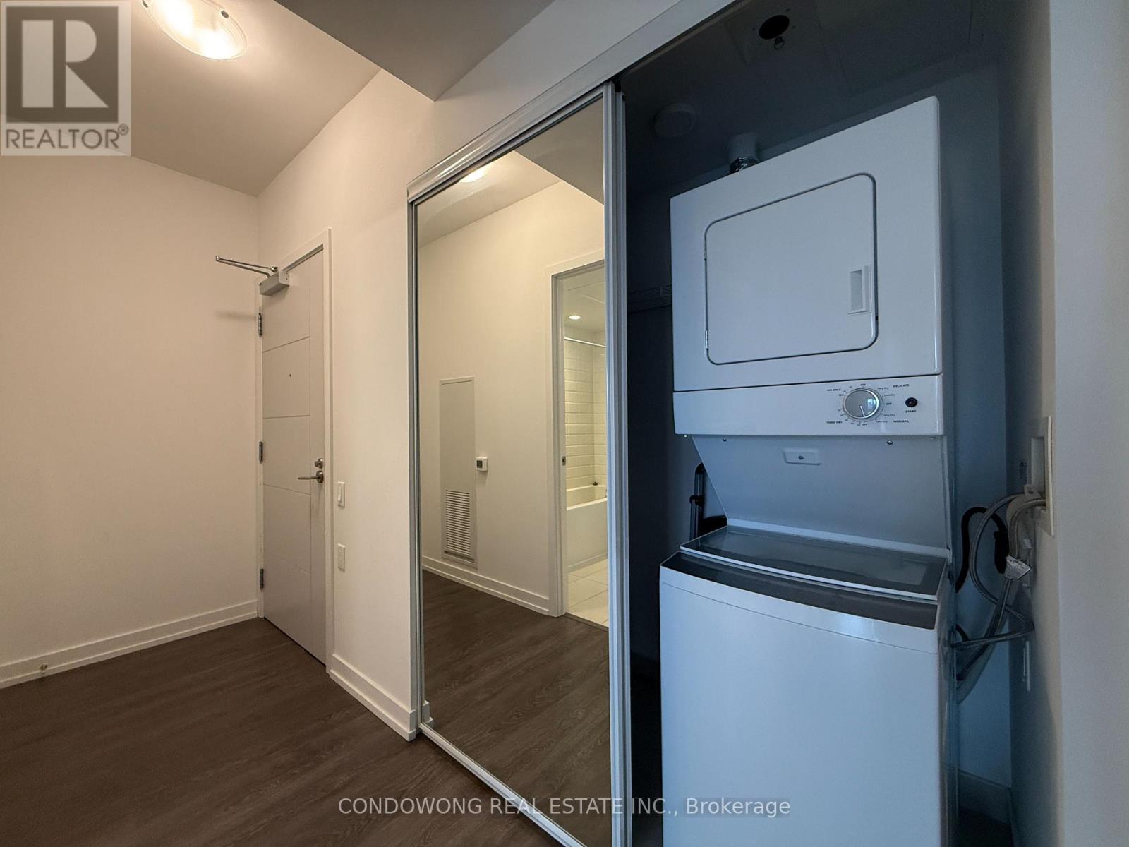 1401 - 203 College Street, Toronto, Ontario  M5T 0C8 - Photo 9 - C13146938