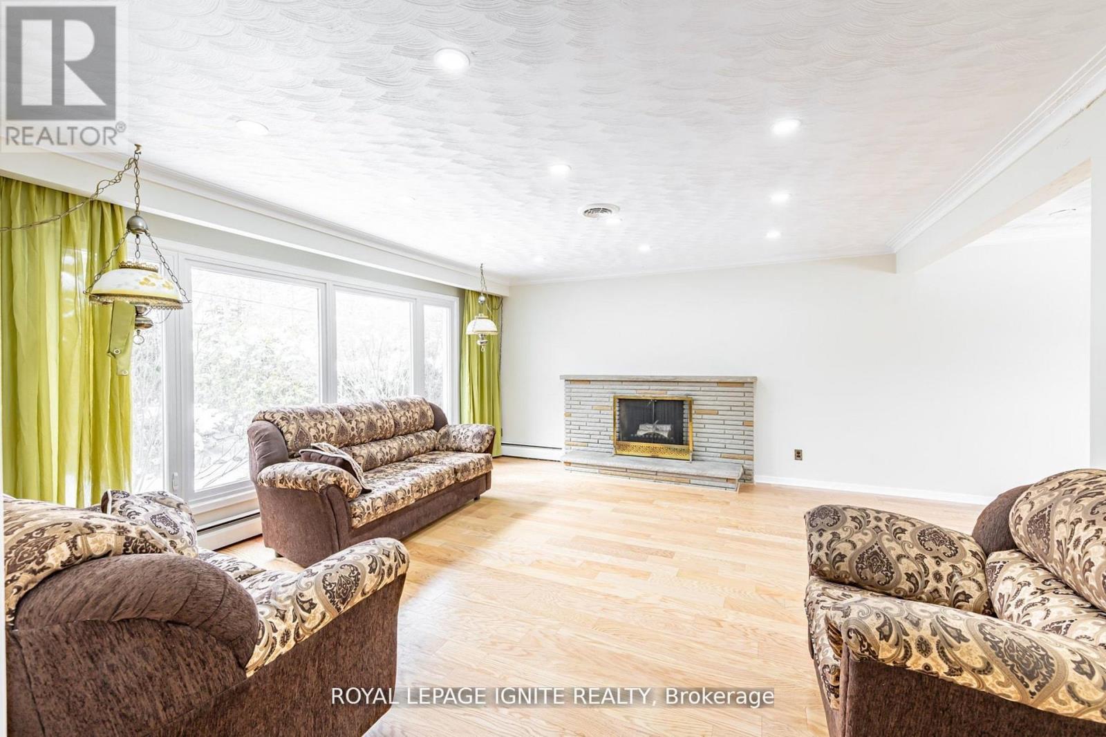 Main - 83 Deep Dene Drive, Toronto, Ontario  M1C 1L9 - Photo 14 - E13146948