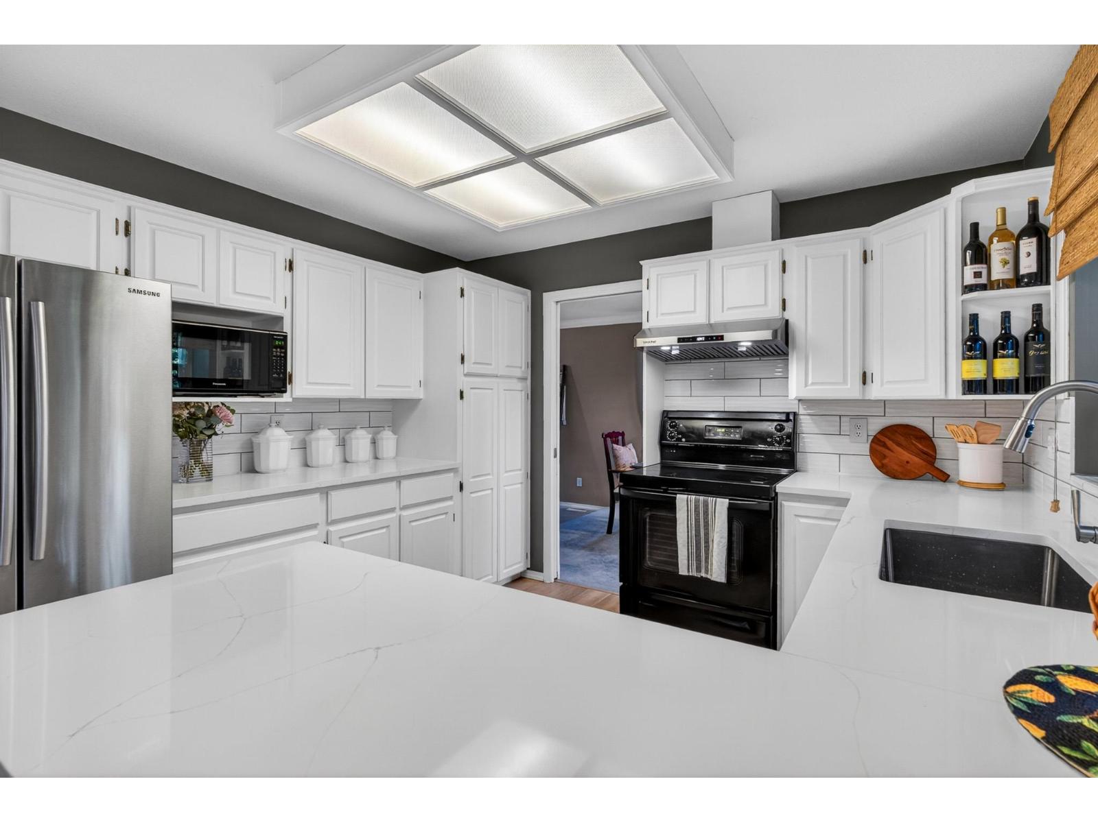 16296 87 Avenue, Surrey, British Columbia  V4N 1B7 - Photo 11 - R3125434
