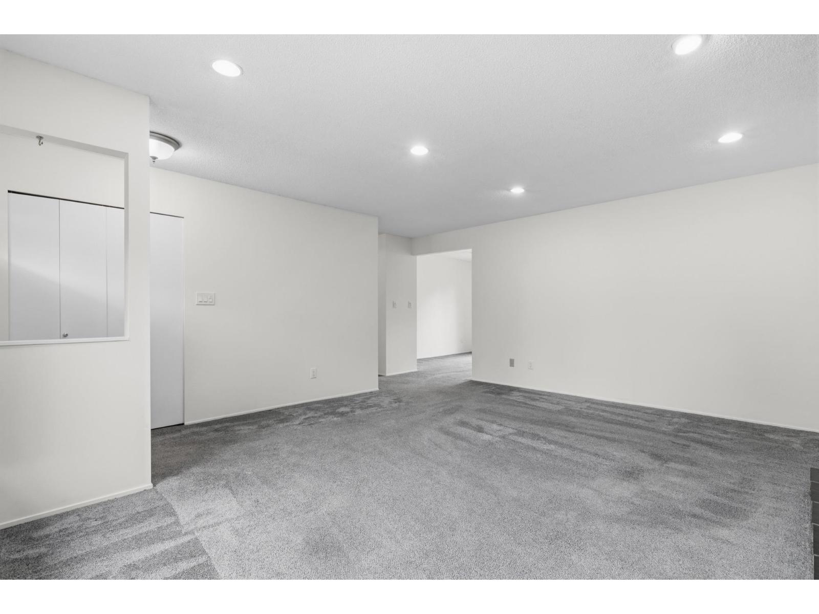 4525 199a Street, Langley, British Columbia V3A 5S2 - Photo 4 - R3125394