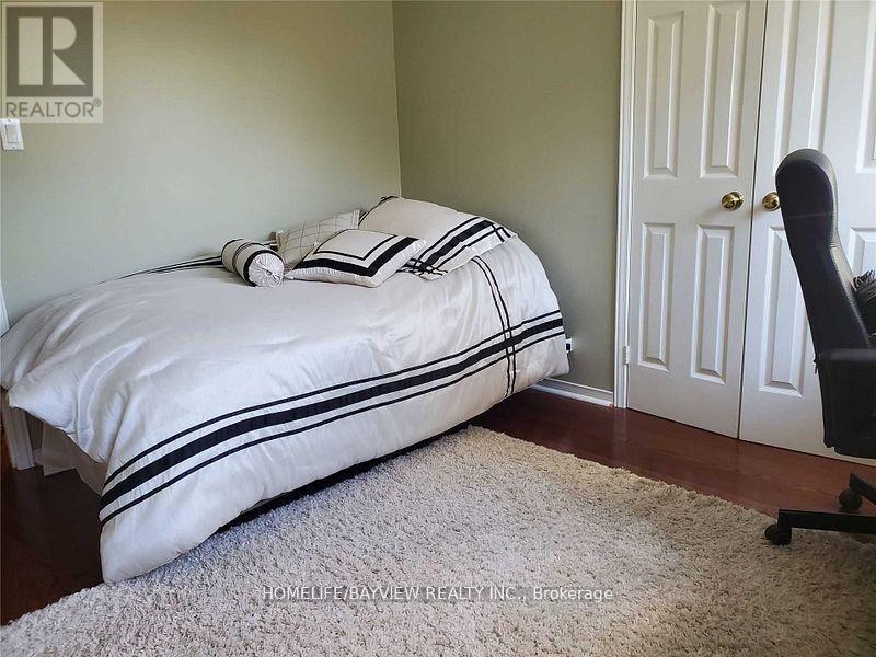 84 Huntington Park Drive W, Markham, Ontario  L3T 7C9 - Photo 13 - N13146928