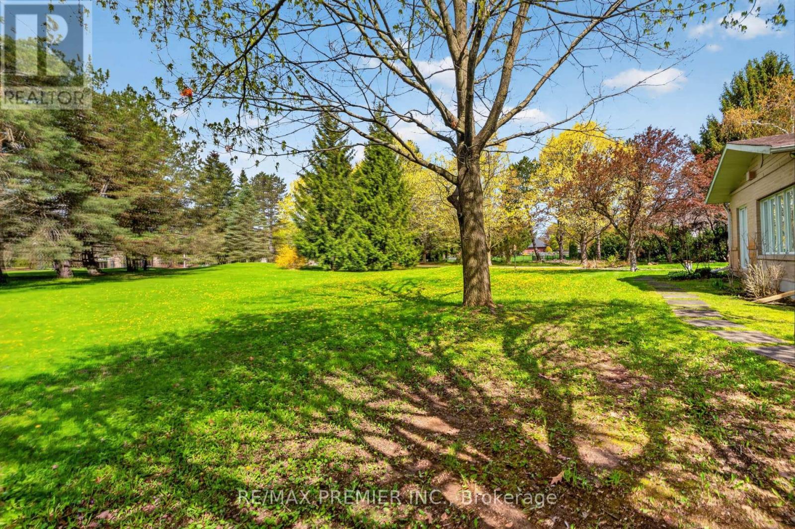 41 Green Valley Court, Vaughan, Ontario  L0J 1C0 - Photo 36 - N13146934