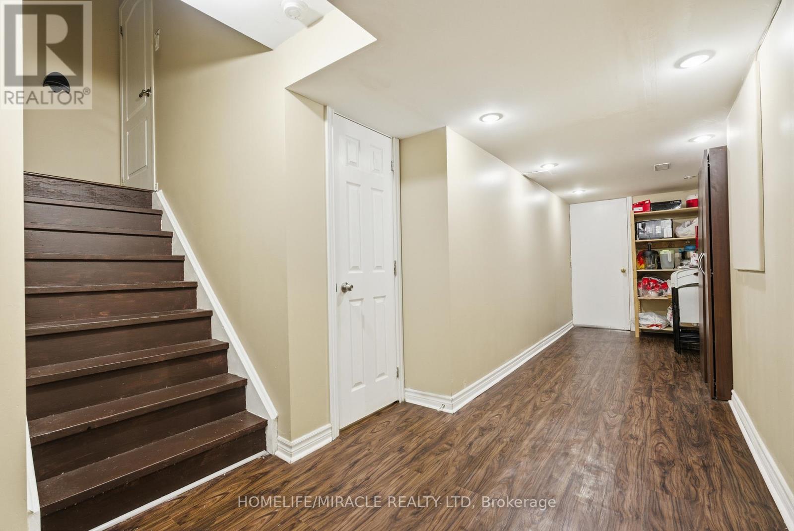243 Venice Gate Drive, Vaughan, Ontario L4H 0G1 - Photo 34 - N13146944