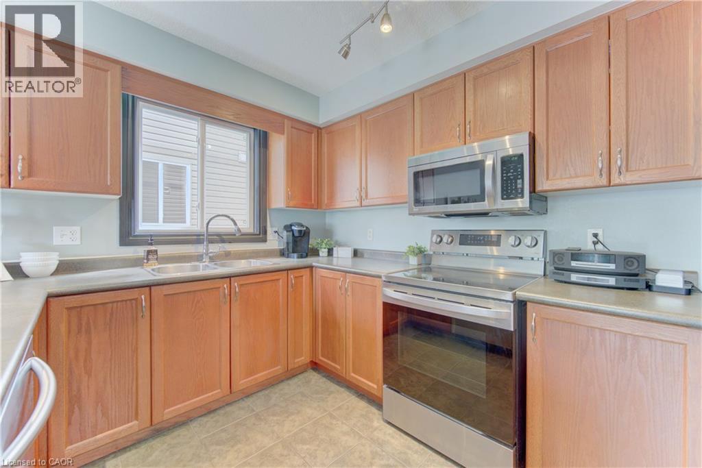 425 Sauve Crescent, Waterloo, Ontario  N2T 2Y8 - Photo 15 - 40827198