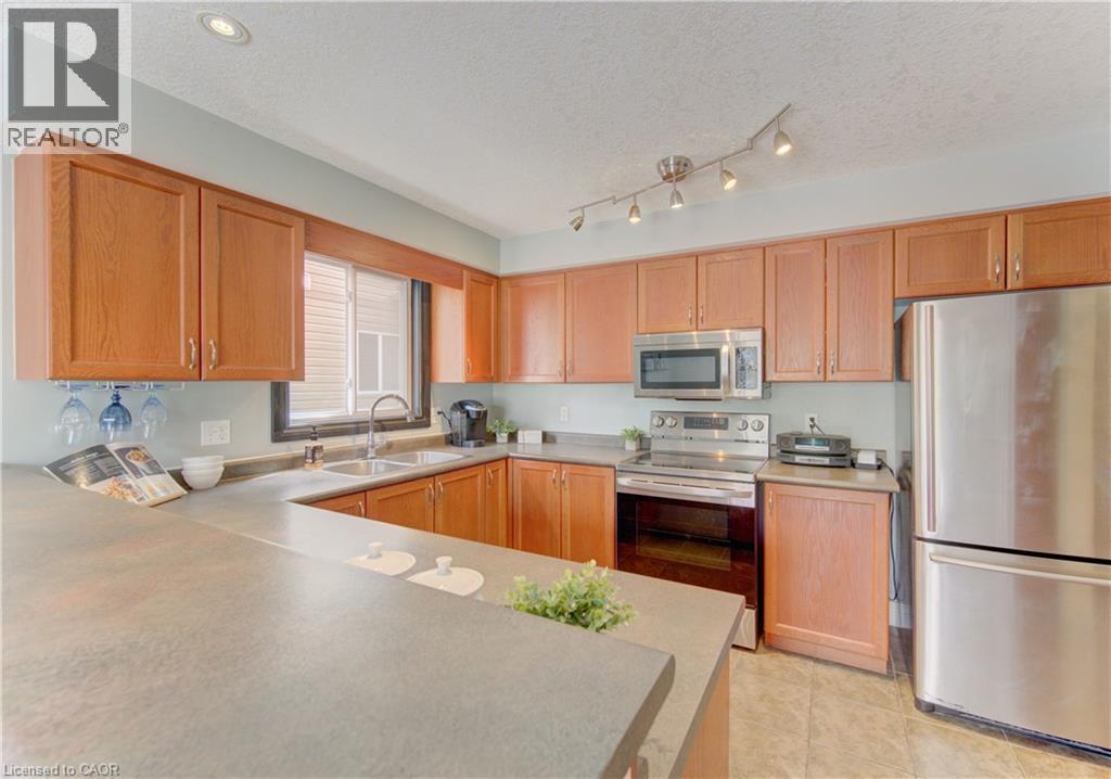 425 Sauve Crescent, Waterloo, Ontario  N2T 2Y8 - Photo 18 - 40827198