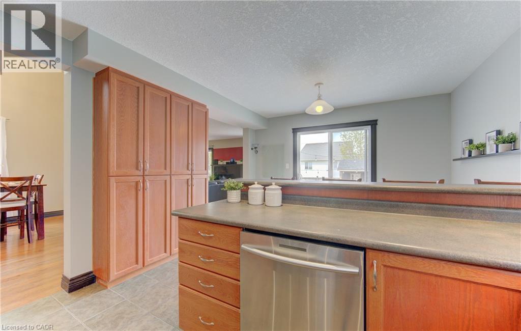 425 Sauve Crescent, Waterloo, Ontario  N2T 2Y8 - Photo 17 - 40827198