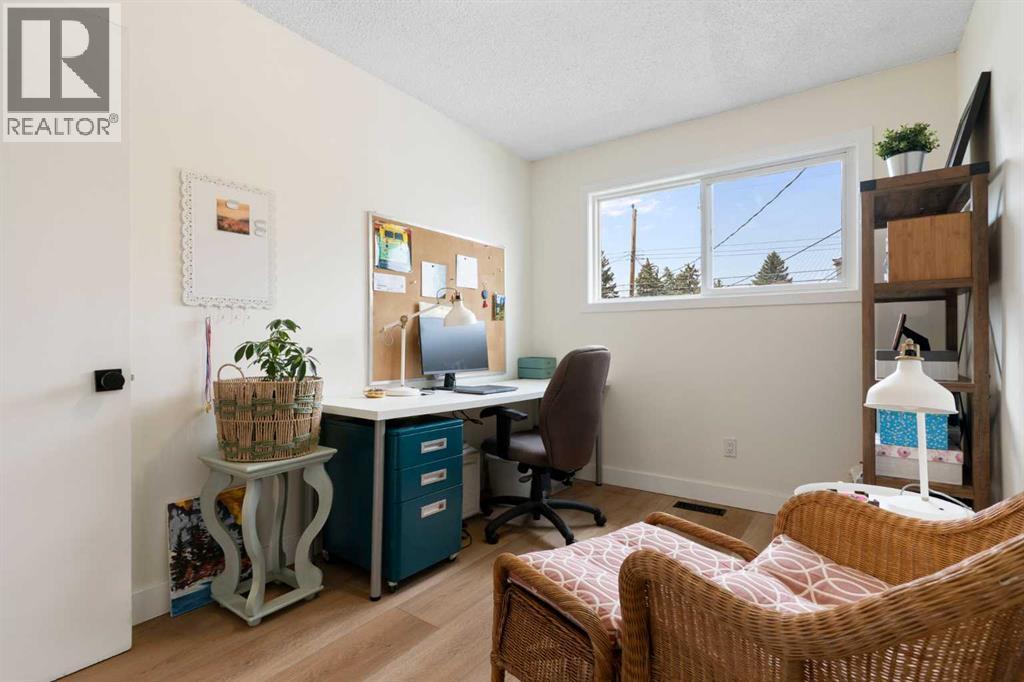 7612 35 Avenue NW, Calgary, Alberta  T3B 1T5 - Photo 17 - A2312102