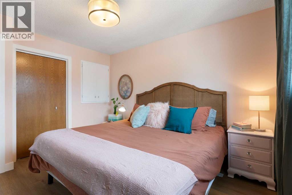 7612 35 Avenue NW, Calgary, Alberta  T3B 1T5 - Photo 16 - A2312102