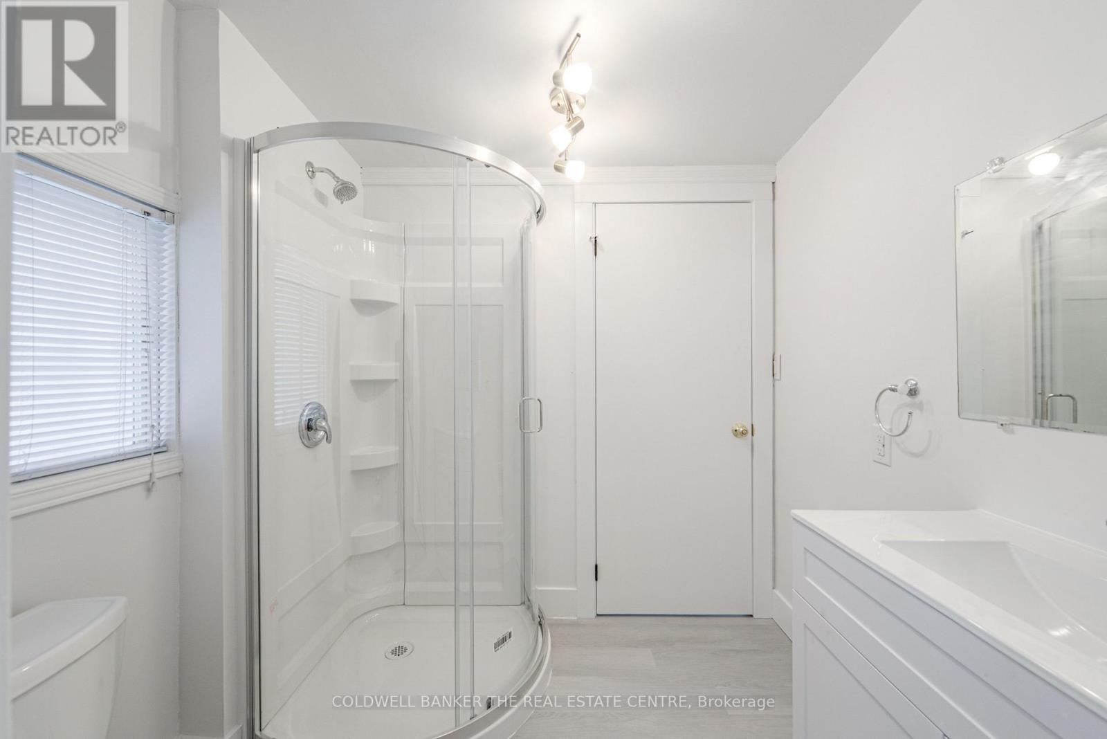 17 Linden Lane, Innisfil, Ontario  L9S 1P4 - Photo 15 - N13132150