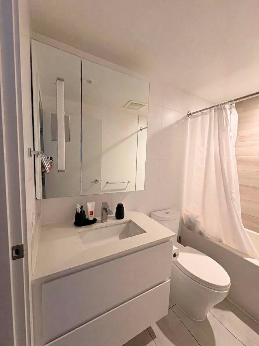 311 13655 Fraser Highway, Surrey, British Columbia  V3T 0P8 - Photo 5 - R3108949