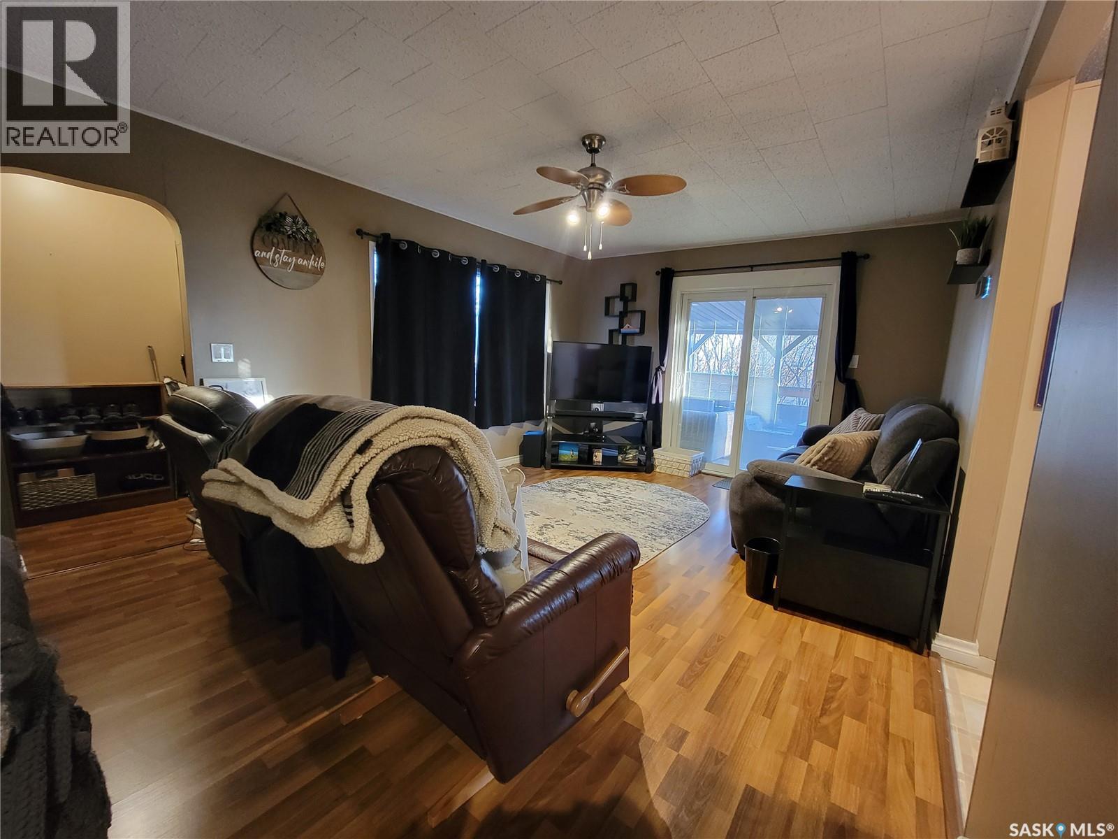 4812 Post Street, Macklin, Saskatchewan  S0L 2C0 - Photo 8 - SK029795