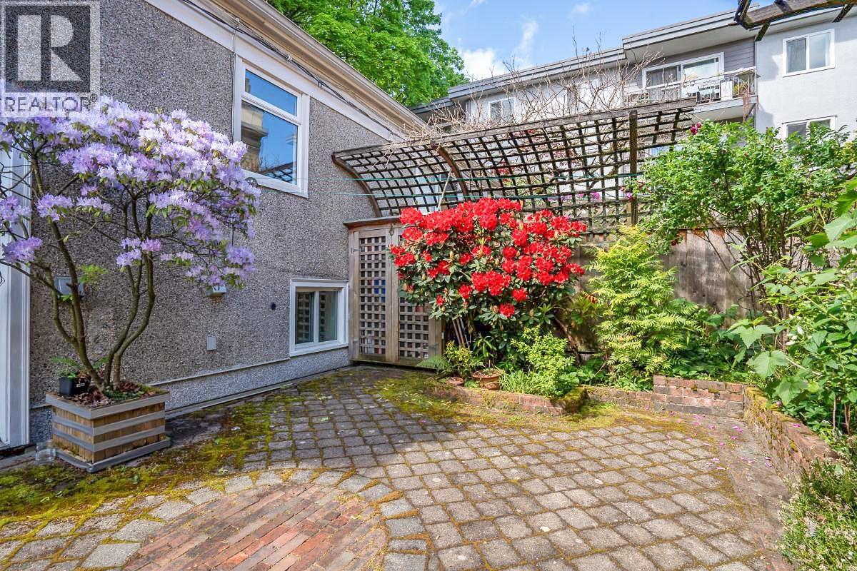 2305 W 3rd Avenue, Vancouver, British Columbia  V6K 1L6 - Photo 35 - R3067479