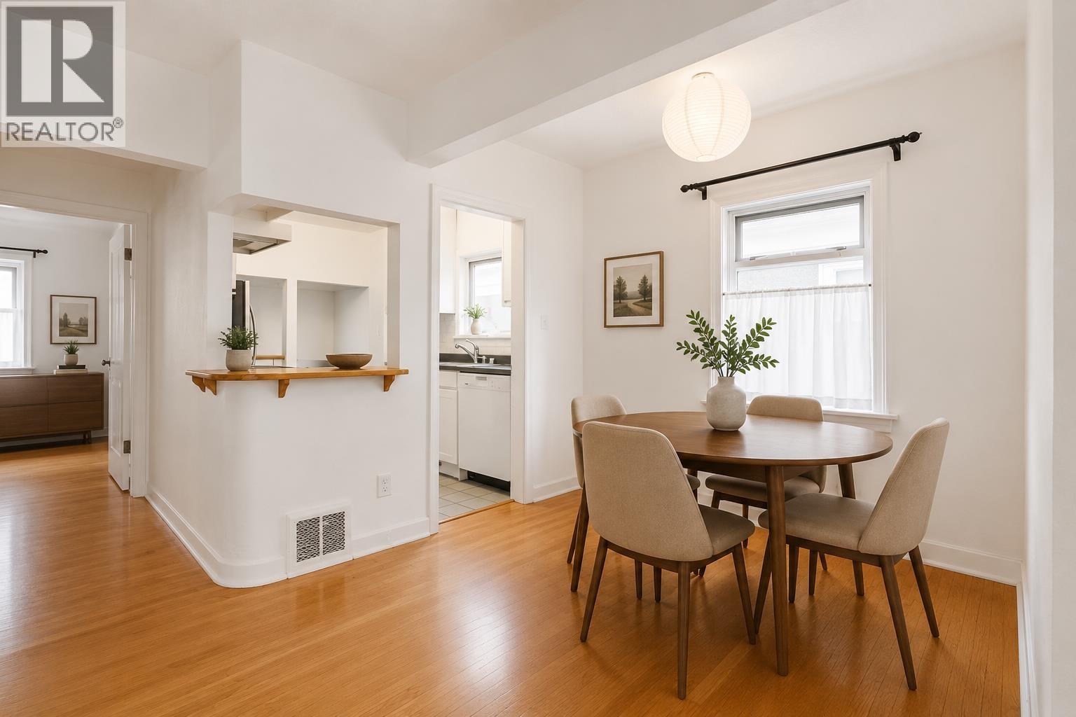 2305 W 3rd Avenue, Vancouver, British Columbia  V6K 1L6 - Photo 6 - R3067479