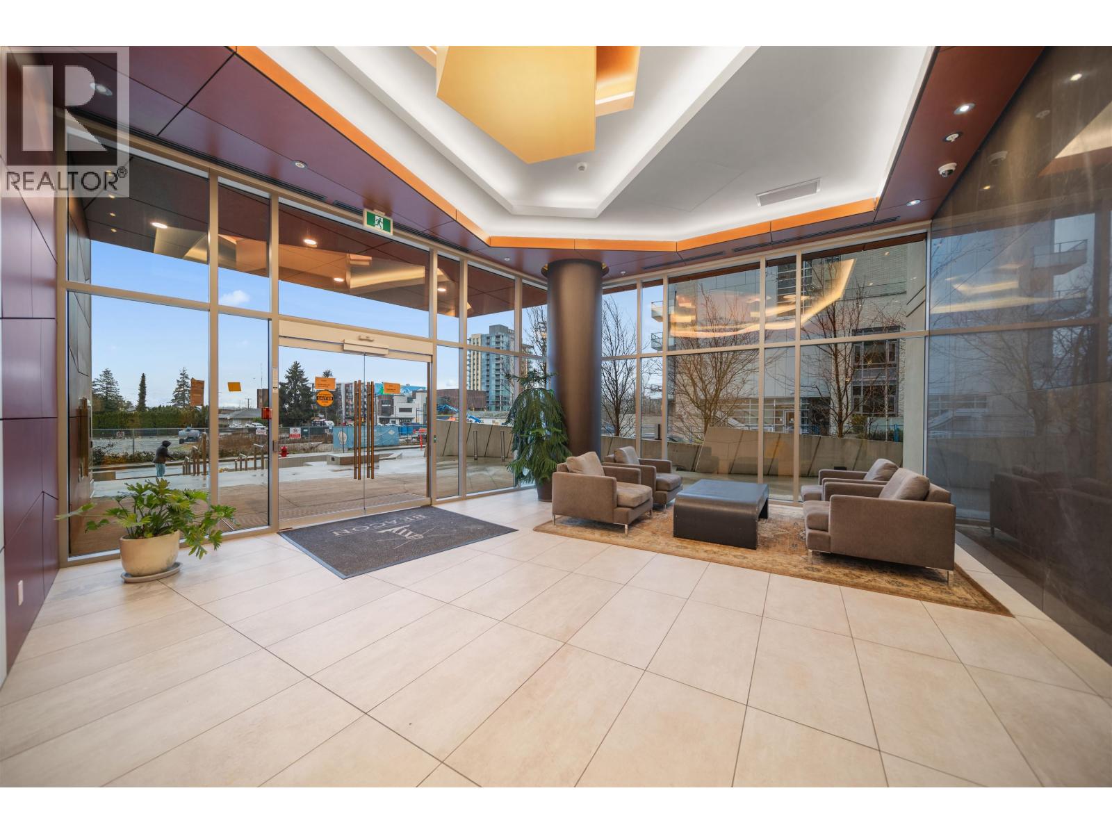 1107 1550 Fern Street, North Vancouver, British Columbia  V7J 0A9 - Photo 4 - R3125395