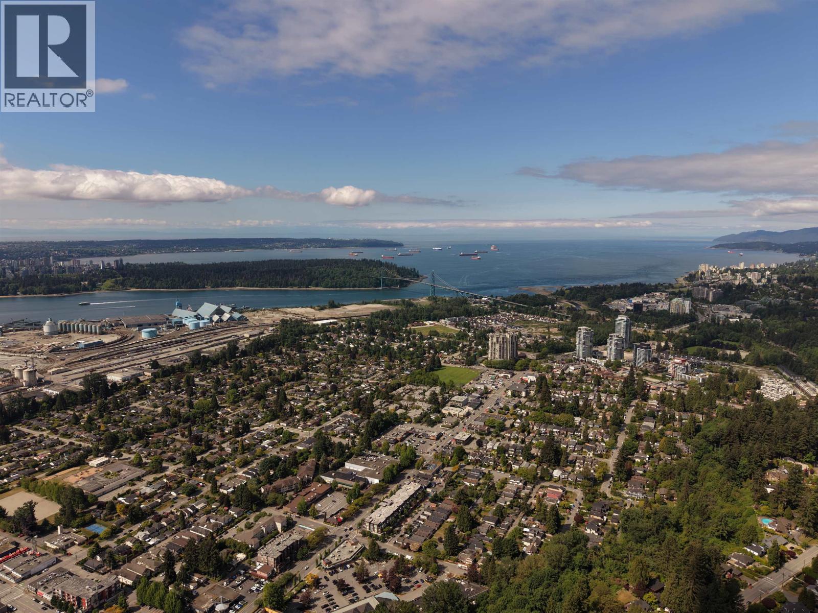 201 1330 Marine Drive, North Vancouver, British Columbia  V7P 1T4 - Photo 17 - R3125401