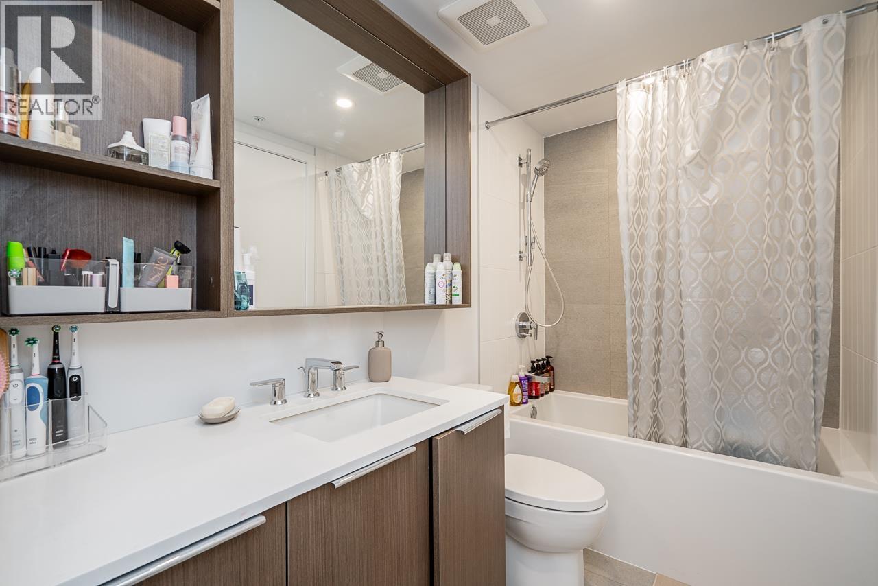 308 645 Como Lake Avenue, Coquitlam, British Columbia  V3J 0N9 - Photo 16 - R3125403
