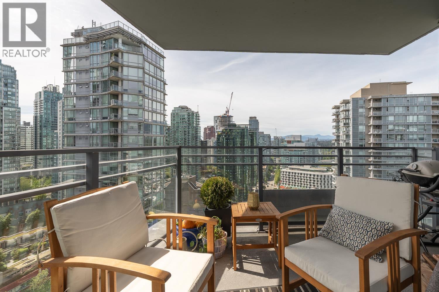 2405 1205 W Hastings Street, Vancouver, British Columbia  V6E 4T7 - Photo 10 - R3125425