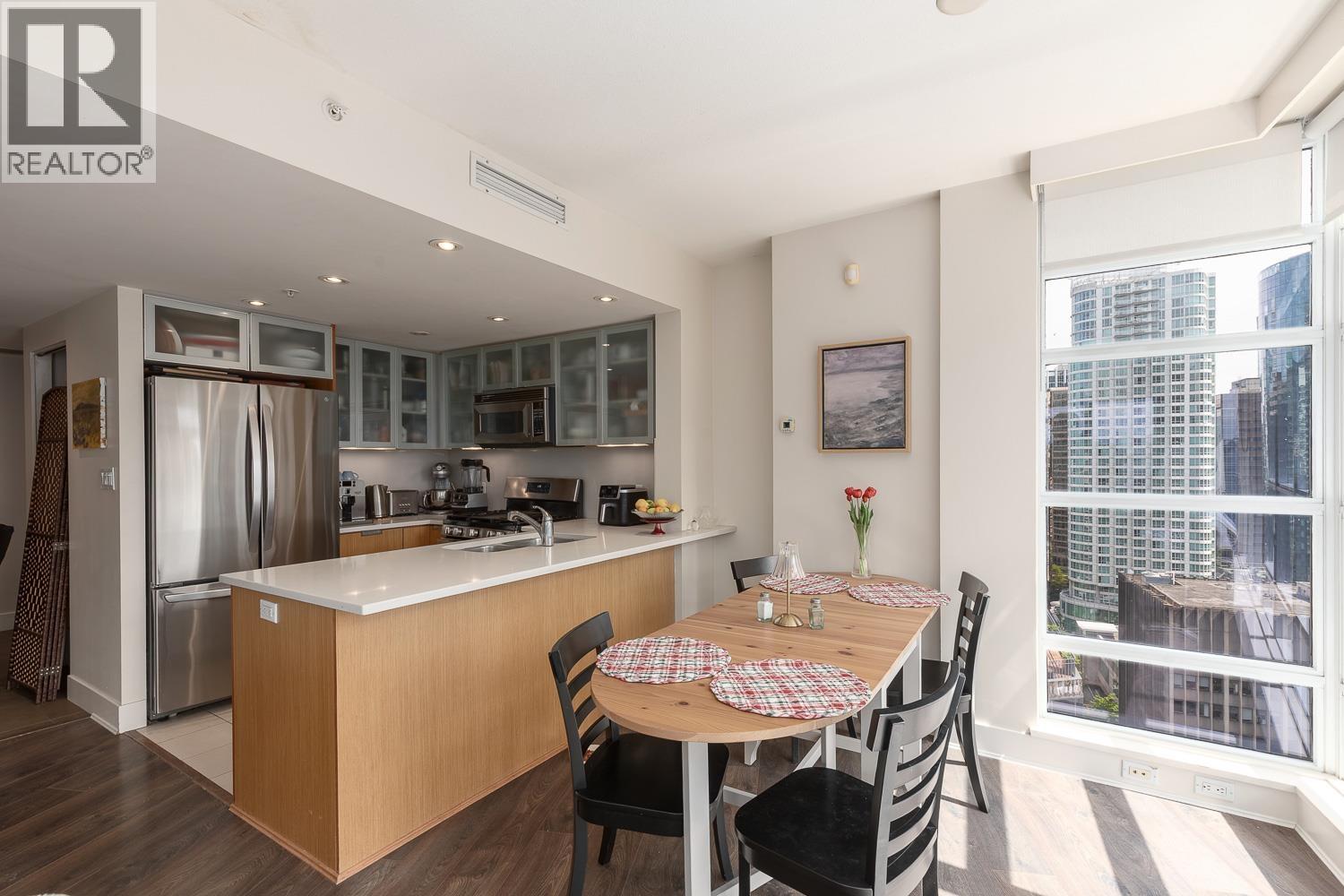 2405 1205 W Hastings Street, Vancouver, British Columbia  V6E 4T7 - Photo 3 - R3125425