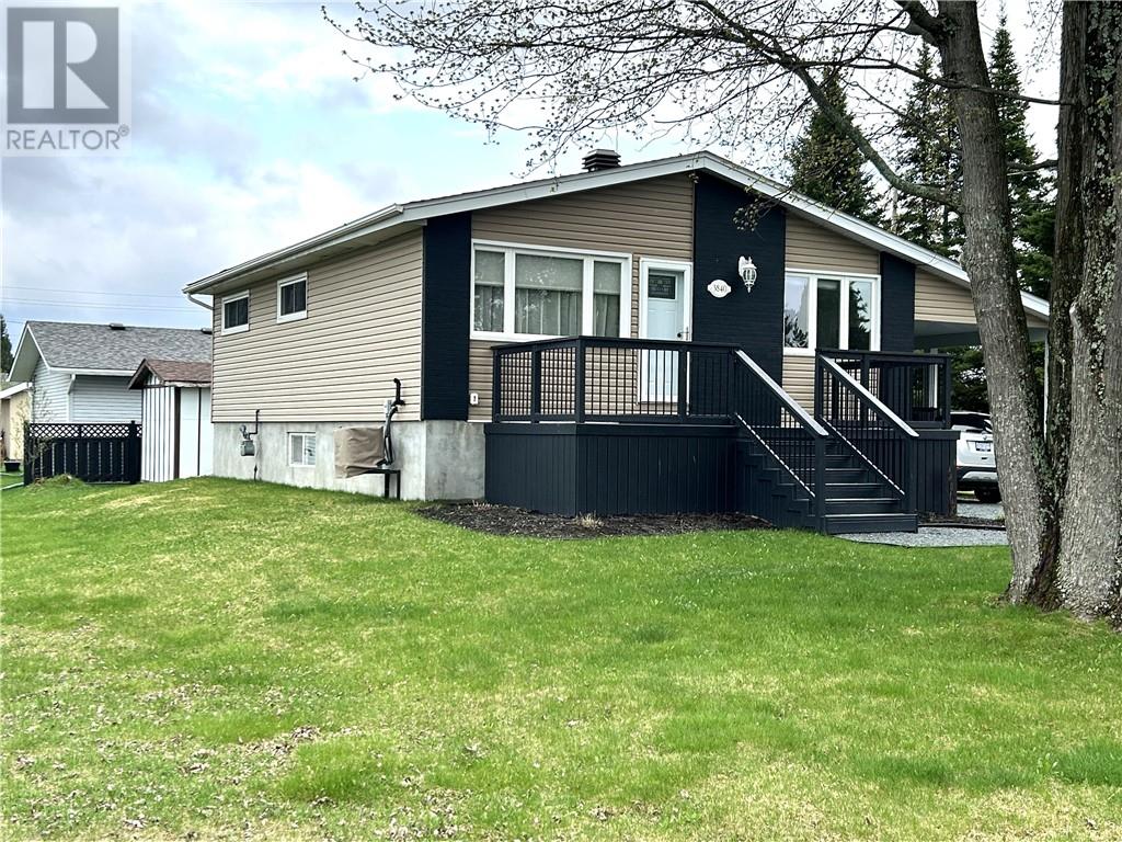 3840 Harold Crescent, Val Caron, Ontario  P3N 1J2 - Photo 2 - 2127899