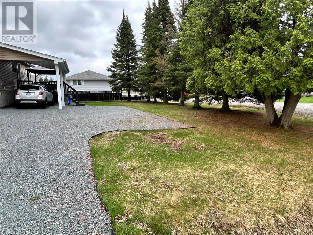 3840 Harold Crescent, Val Caron, Ontario  P3N 1J2 - Photo 4 - 2127899