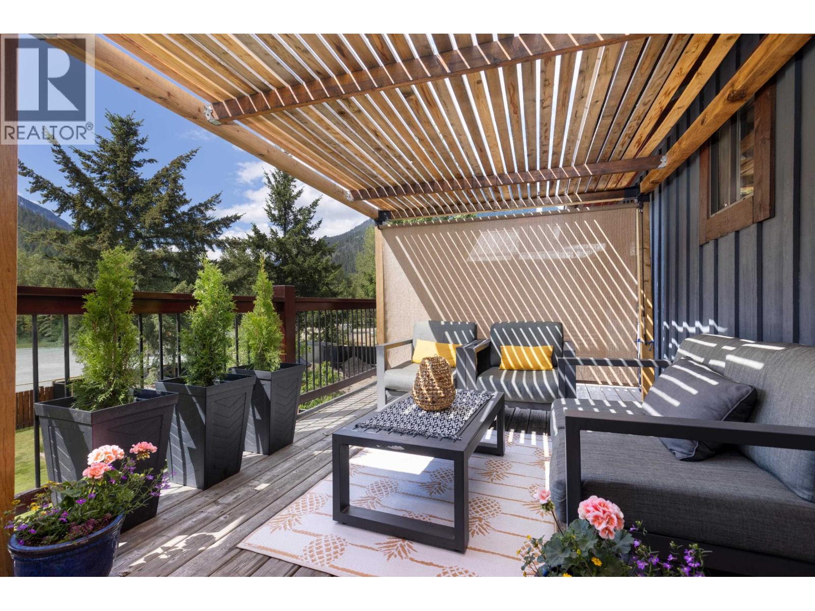 1482 Balsam Street, Pemberton, British Columbia  V0N 2L0 - Photo 10 - R3125367