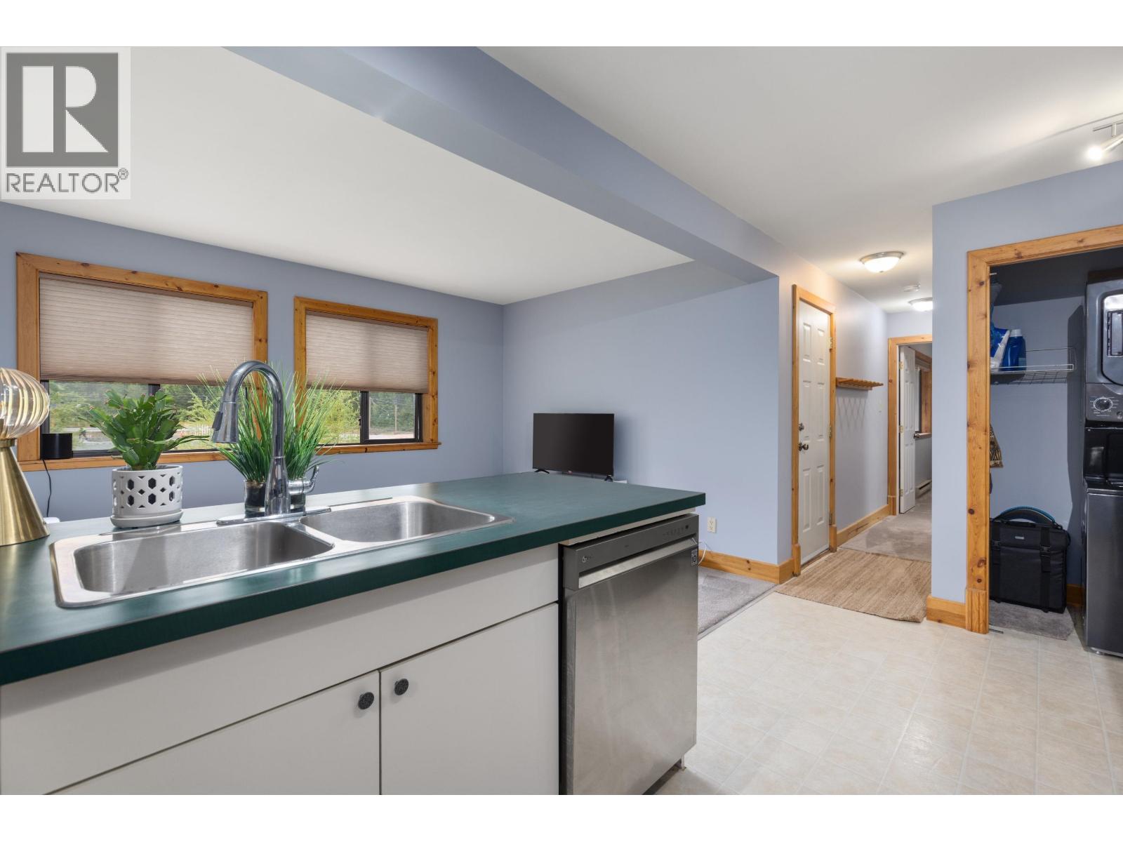 1482 Balsam Street, Pemberton, British Columbia  V0N 2L0 - Photo 36 - R3125367