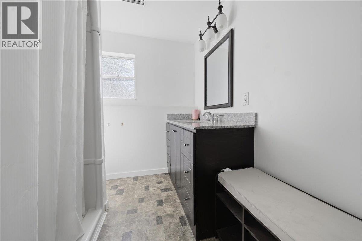 12014 208 Street, Maple Ridge, British Columbia  V2X 4W8 - Photo 23 - R3125414