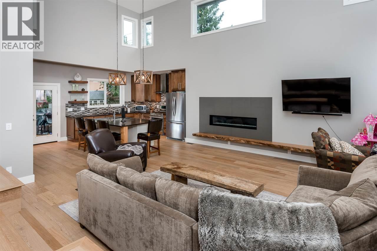 2388 Patricia Avenue, Port Coquitlam, British Columbia  V3B 2H3 - Photo 7 - R3125436