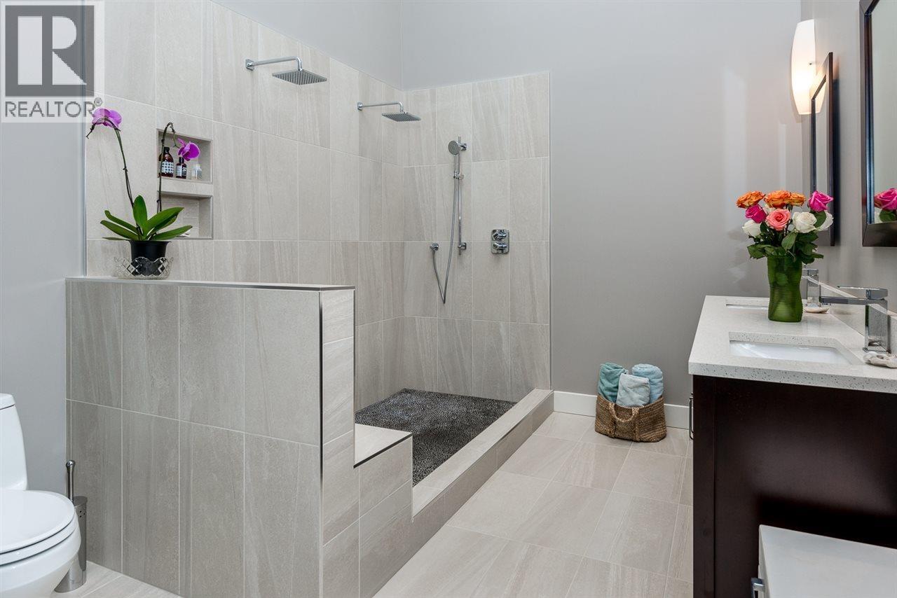 2388 Patricia Avenue, Port Coquitlam, British Columbia  V3B 2H3 - Photo 9 - R3125436