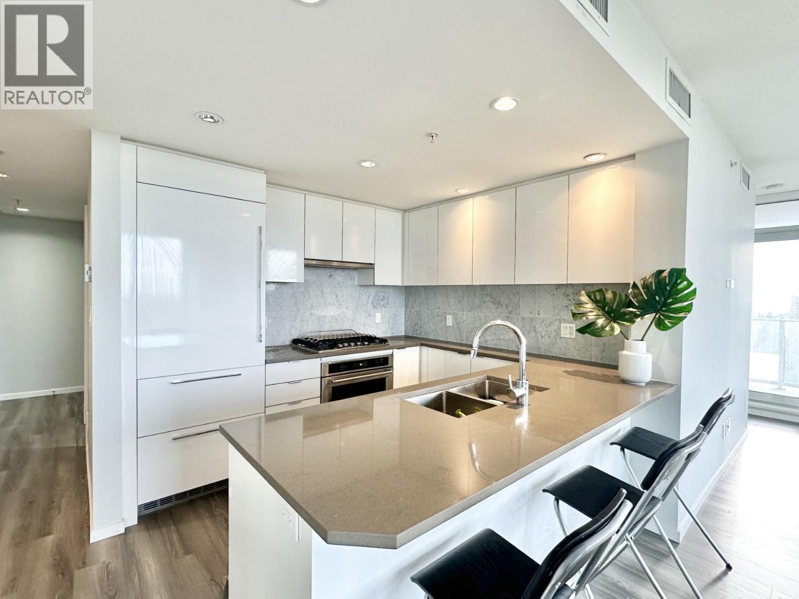 2606 5883 Barker Avenue, Burnaby, British Columbia  V5H 0G4 - Photo 3 - R3083847