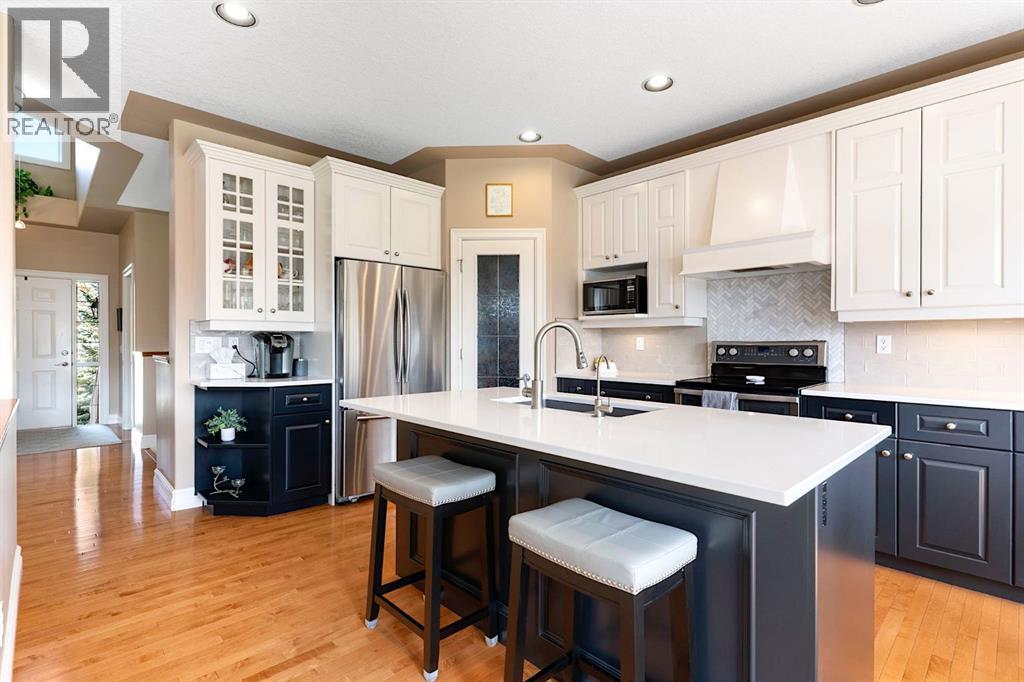 127 Gleneagles Terrace, Cochrane, Alberta  T4C 1W6 - Photo 10 - A2310227