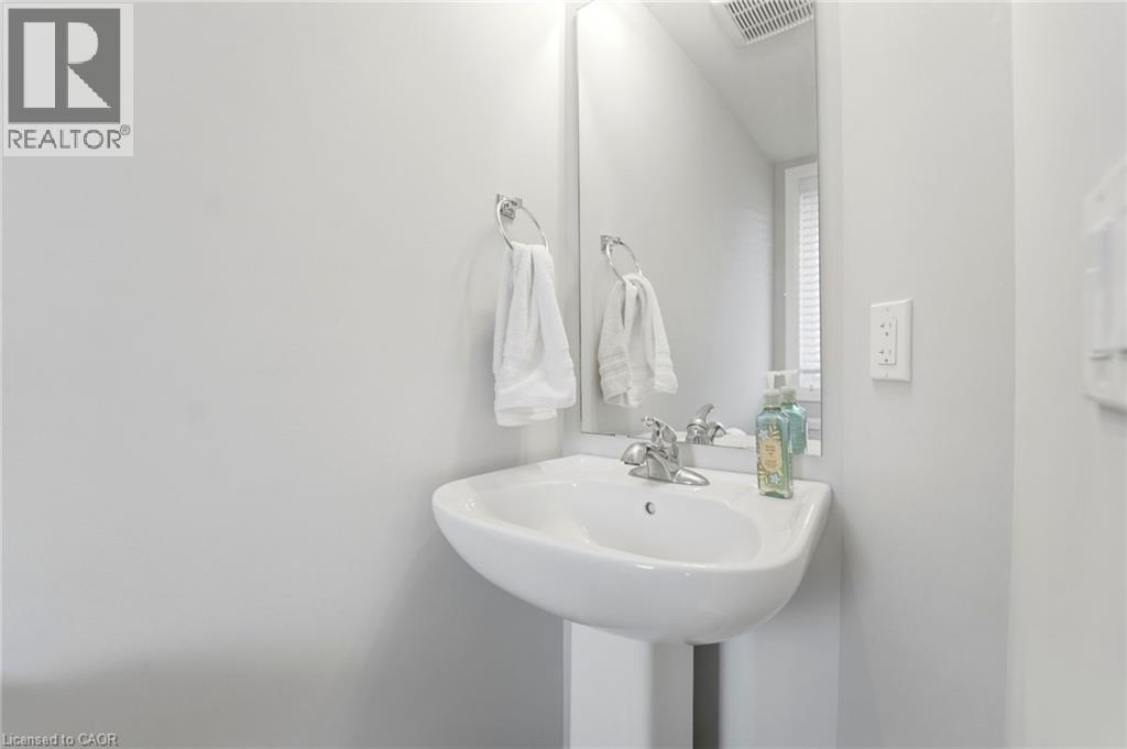 104 Laguna Village Crescent, Hamilton, Ontario  L0R 1P0 - Photo 12 - 40831443