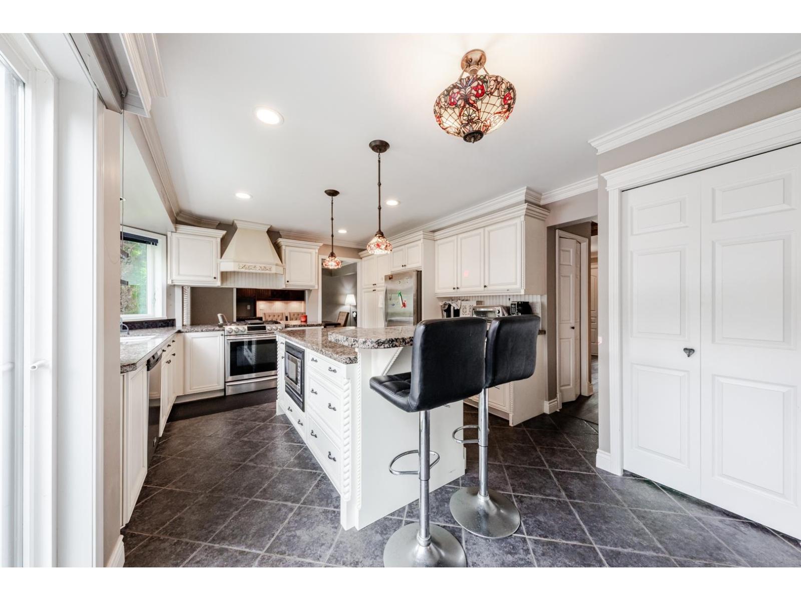 12931 18 Avenue, Surrey, British Columbia  V4A 7P7 - Photo 6 - R3125245