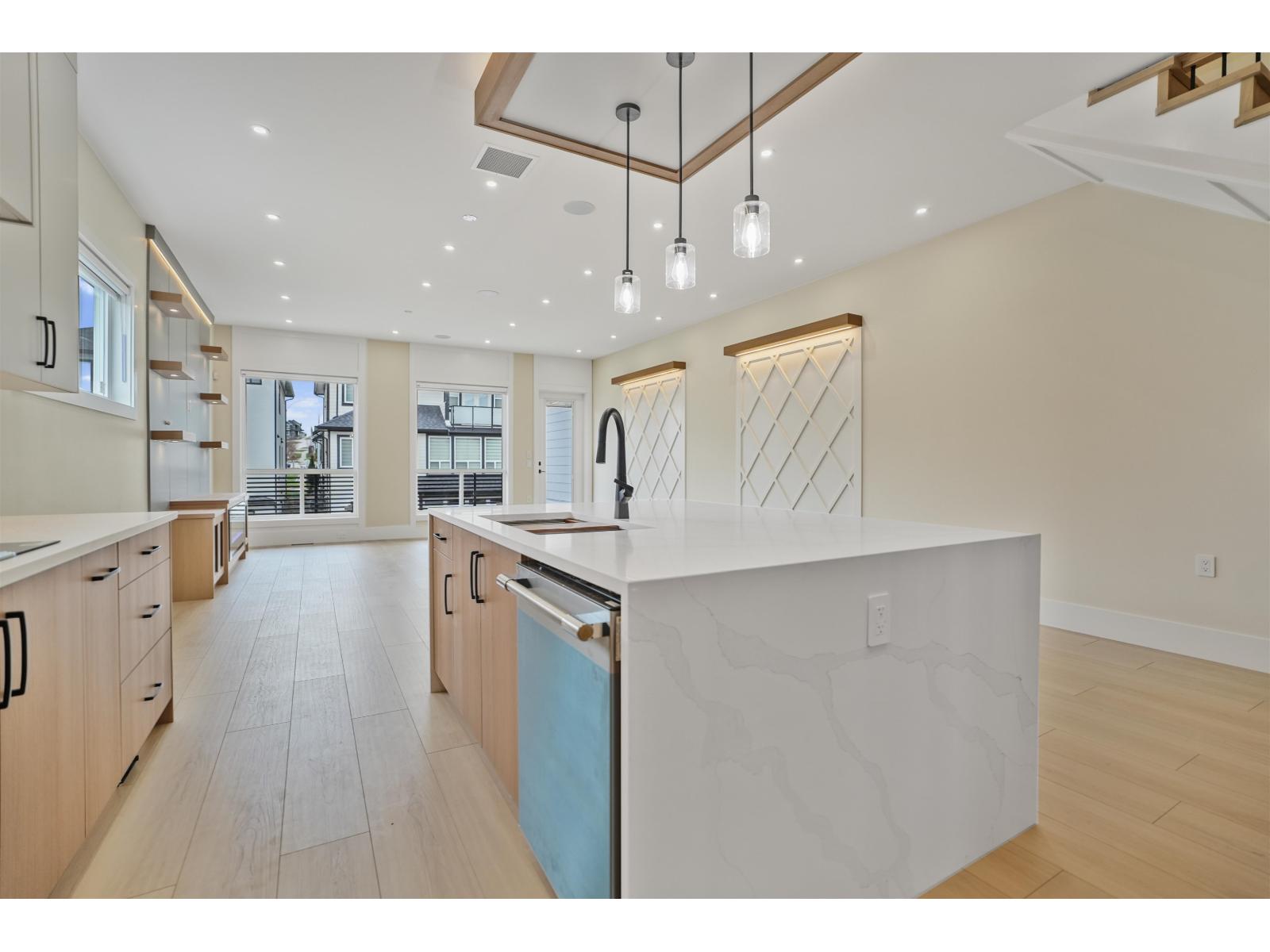16505 20 Avenue, Surrey, British Columbia  V3Z 9M9 - Photo 6 - R3100979
