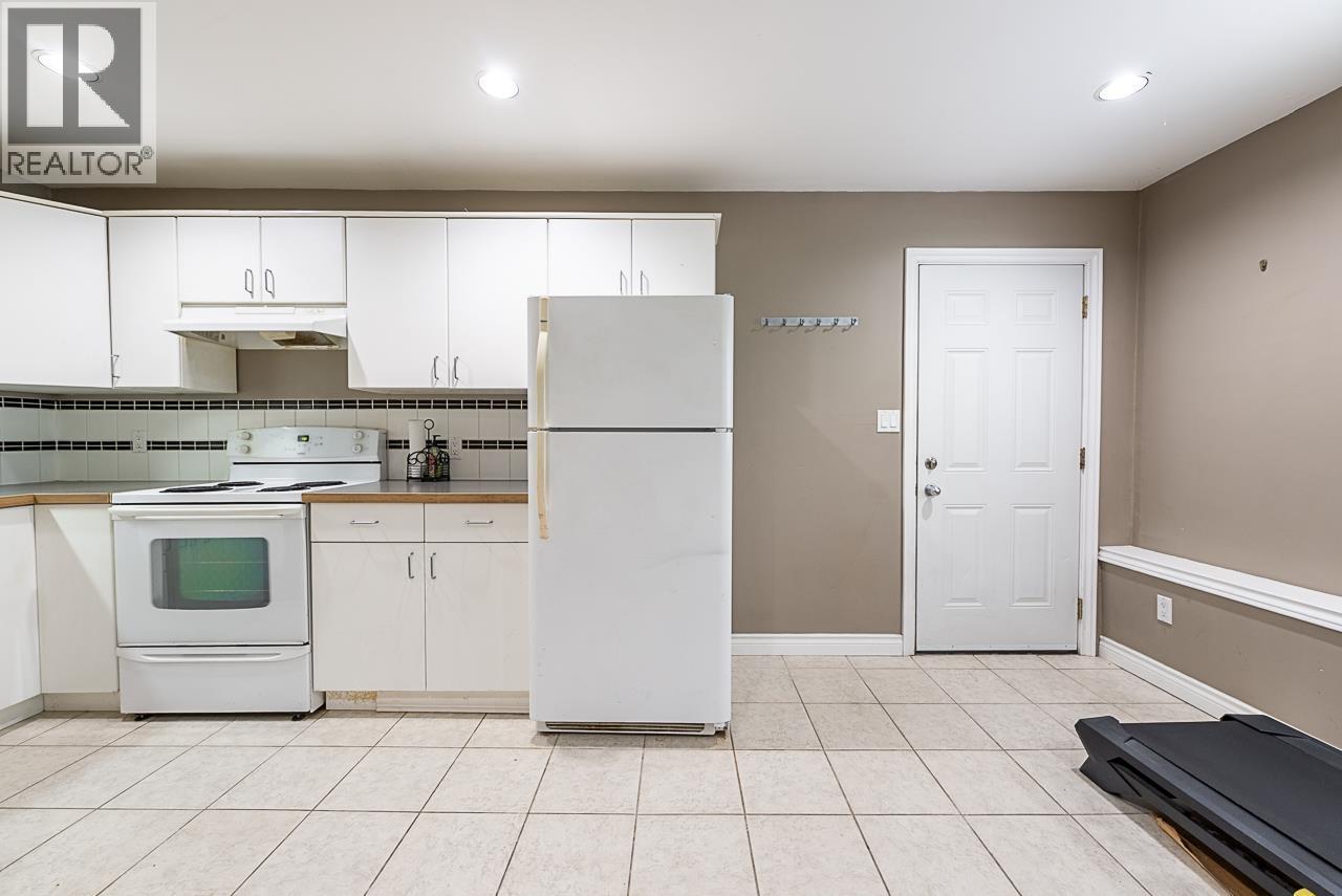 781 Chilko Drive, Coquitlam, British Columbia  V3C 4X2 - Photo 20 - R3125238