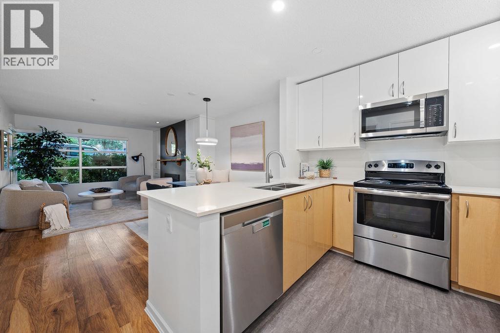 104 3023 W 4th Street, Vancouver, British Columbia  V6K 1R5 - Photo 3 - R3124999