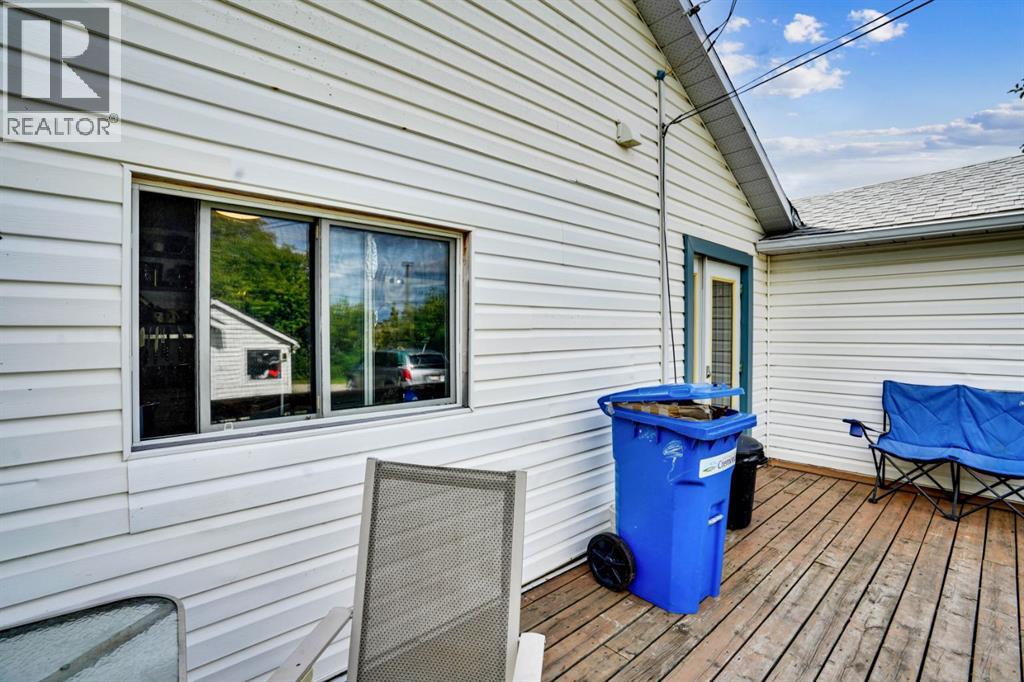 306 1 Street E, Cremona, Alberta  T0M 0R0 - Photo 2 - A2309618