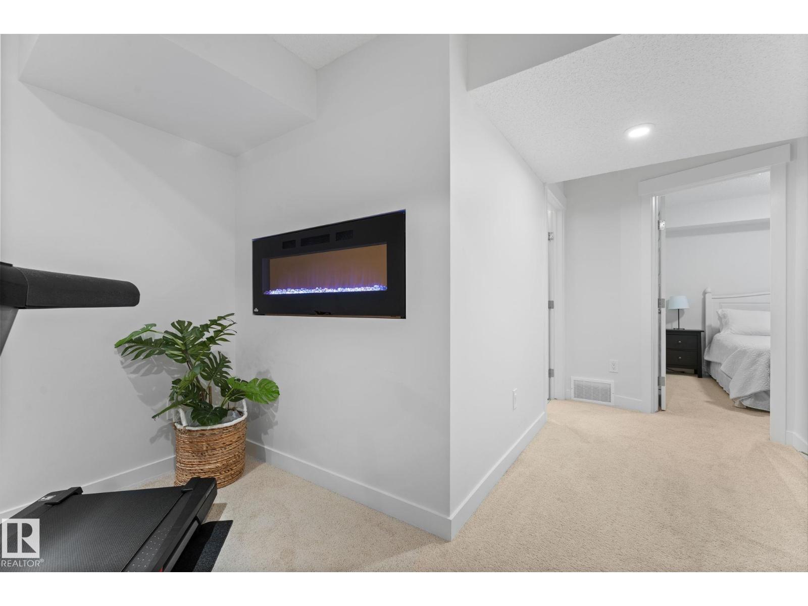 5152 4 Av Sw, Edmonton, Alberta  T6X 0R2 - Photo 35 - E4488660