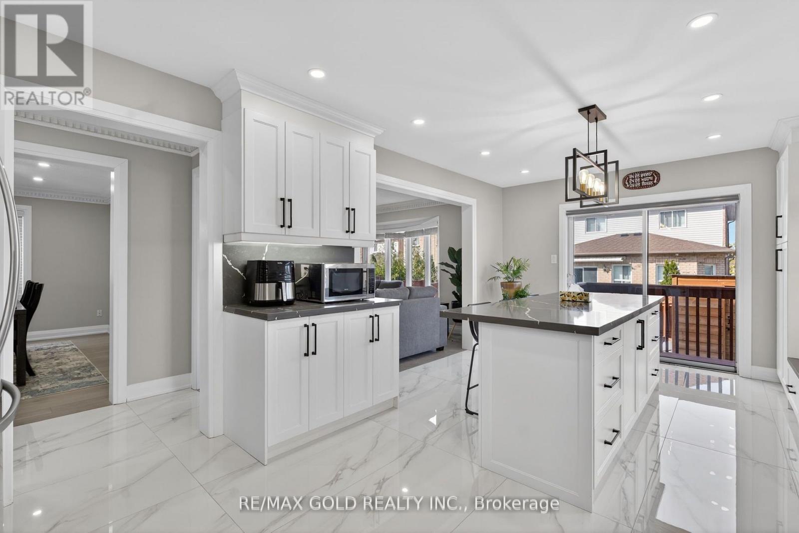 151 Brisdale Drive, Brampton, Ontario  L7A 2Y8 - Photo 19 - W13146962