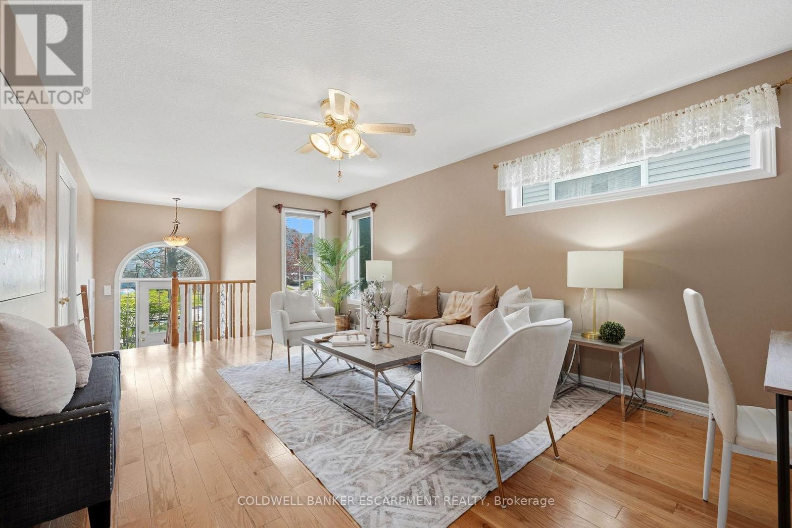 11 Kingsley Road, Halton Hills, Ontario  L7J 2Z5 - Photo 8 - W13146976