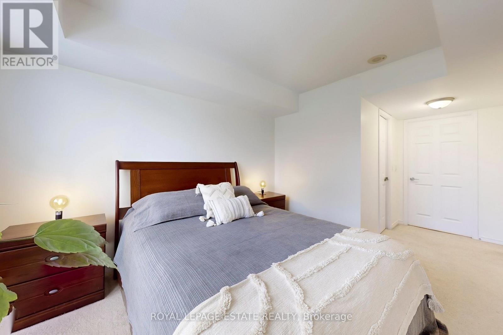 204 - 3 Michael Power Place, Toronto, Ontario  M9A 0A2 - Photo 17 - W13146980