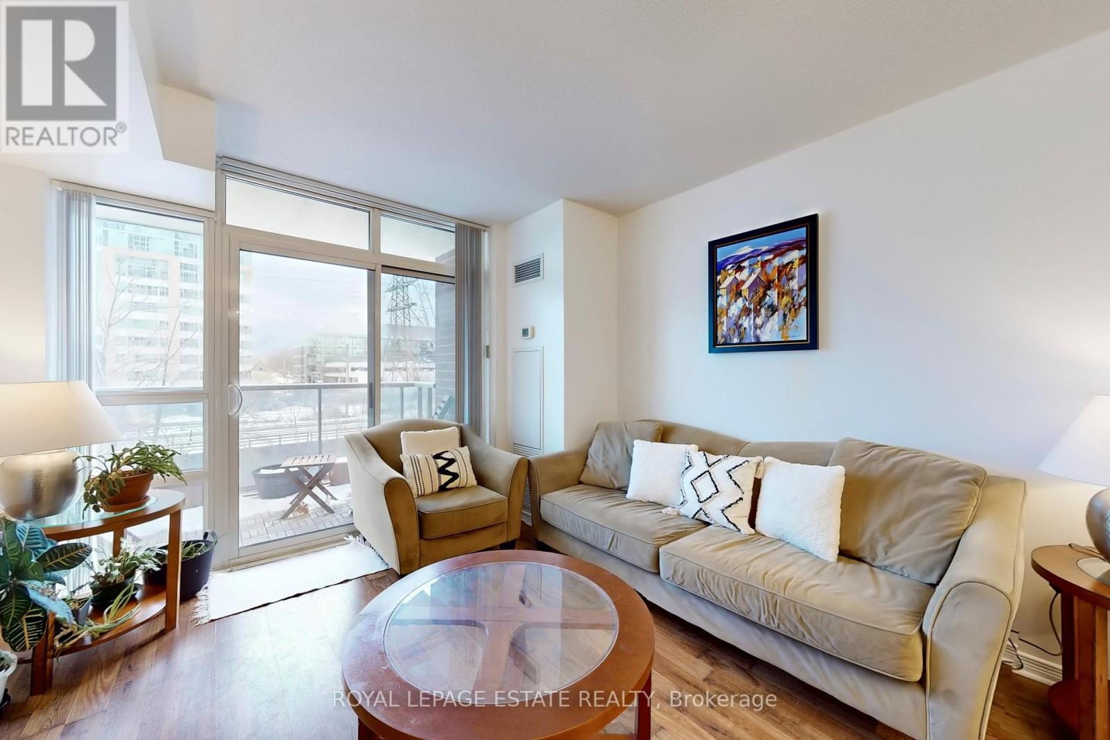 204 - 3 Michael Power Place, Toronto, Ontario  M9A 0A2 - Photo 3 - W13146980