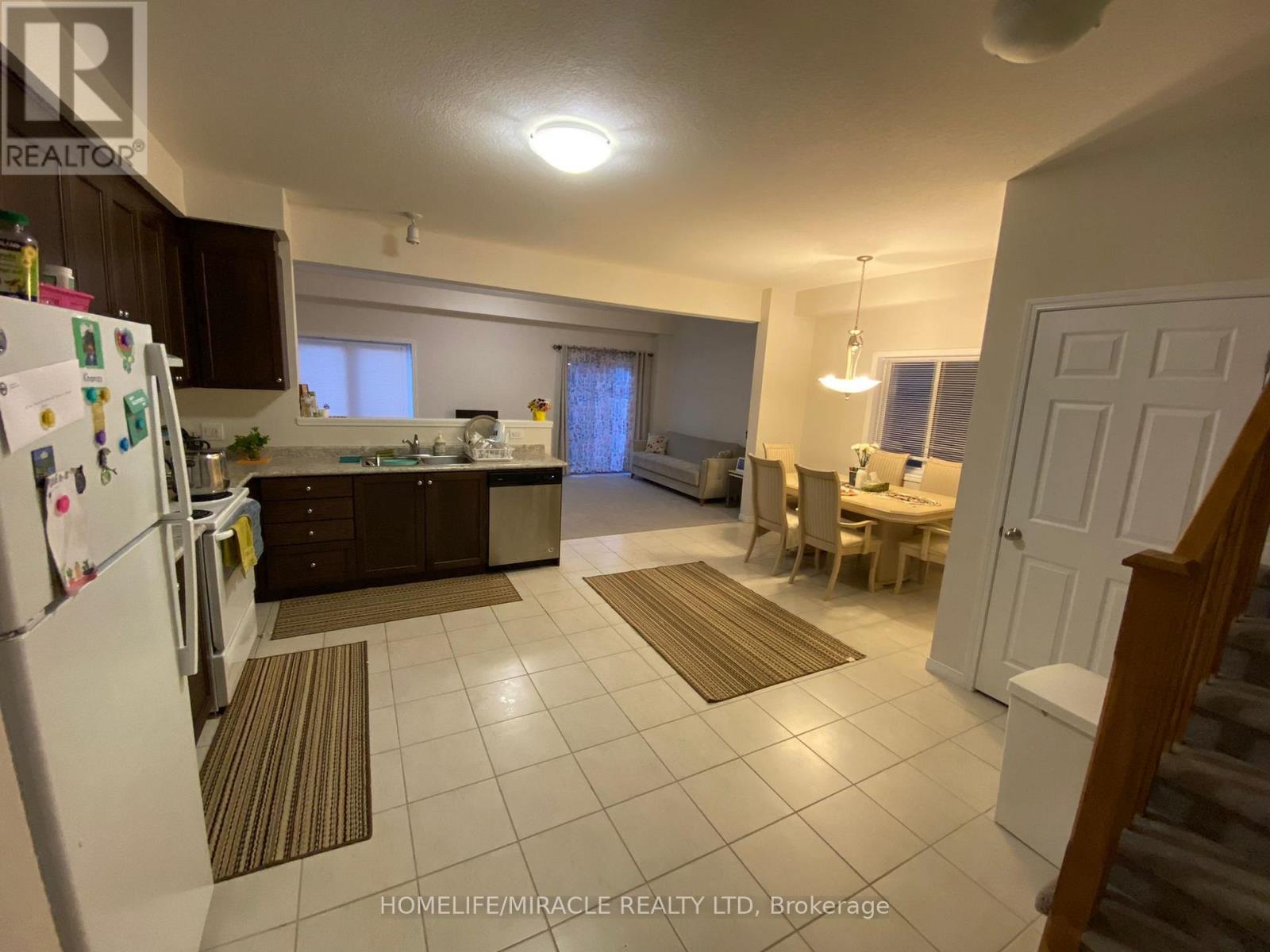 305 Tall Grass Crescent, Kitchener, Ontario  N2P 0G7 - Photo 12 - X13108592